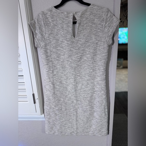 Banana Republic Cream with gold and gray accents textured Dress - Picture 5 of 6